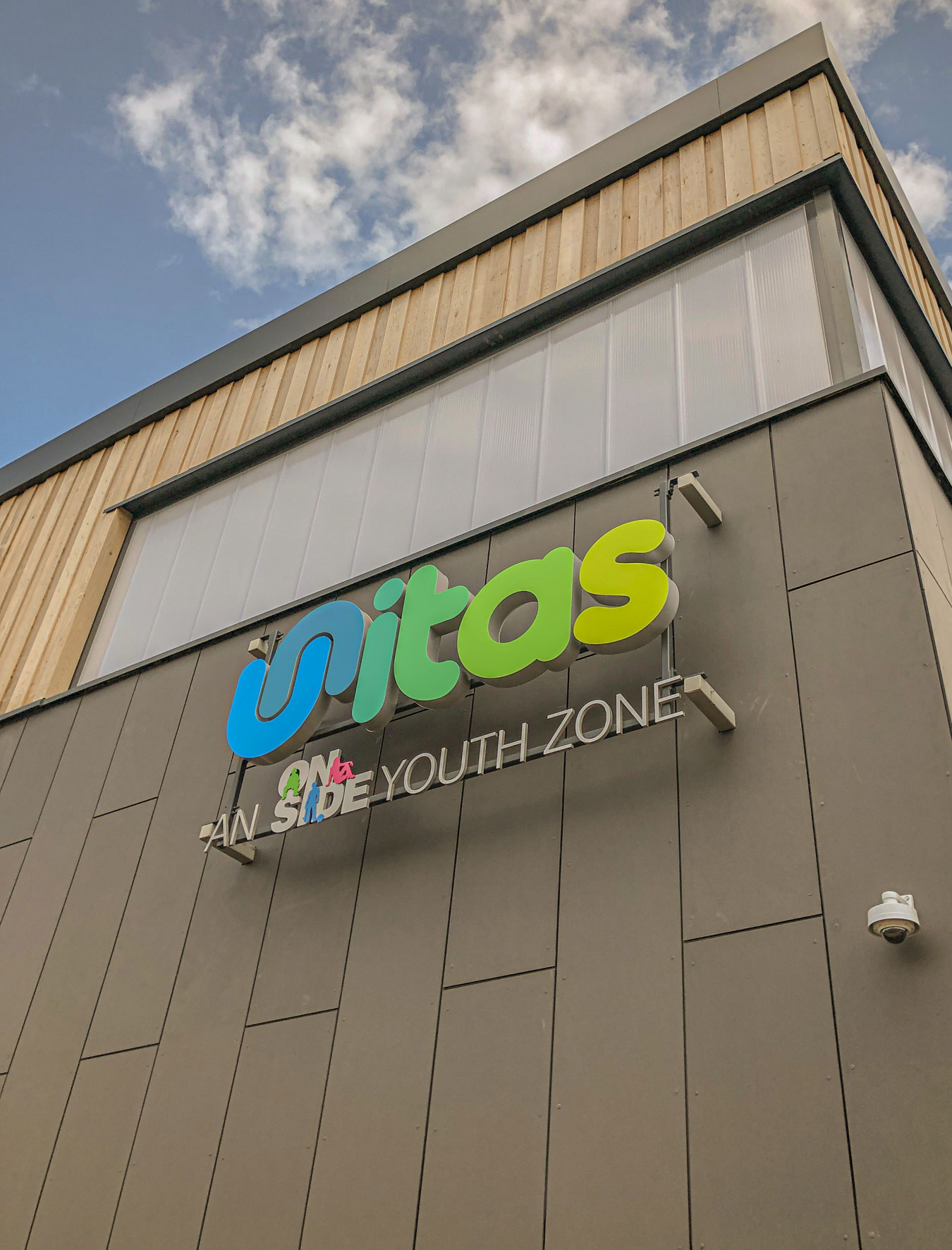 Youth-Zone—Unitas-02